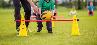 德州扑克里稳定打法解析（德州扑克稳健策略详解）